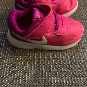 Girls Nike sneakers